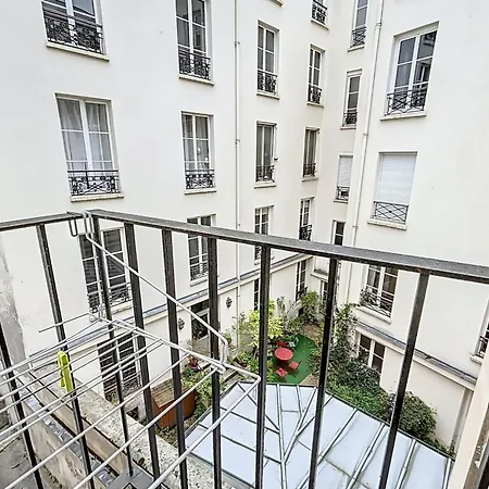 Cosy Duplex Close To Notre Dame Apartment Paris
